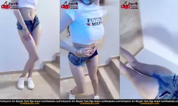 Hera ve Poseidon, merdivenlerde memelerini avuçladılar